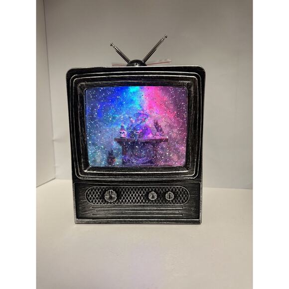 Witch TV Glitter Globe Halloween Decor Cracker Barrel Exclusive 2023 NEW in box! - Picture 1 of 6
